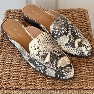 Madden Girl Women's Snakeskin Slip-On Loafers